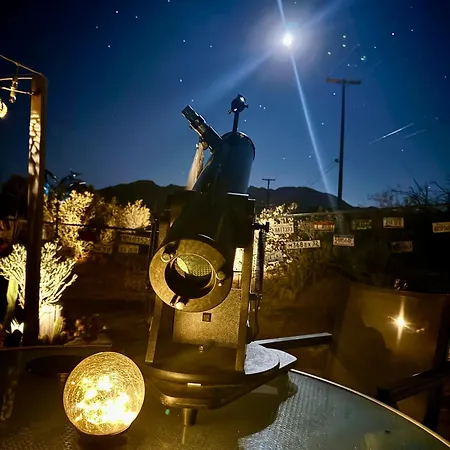 Float Pool, Hot Tub, Sauna, Views, Telescope-Skywatchers Haven Joshua Tree Exterior foto