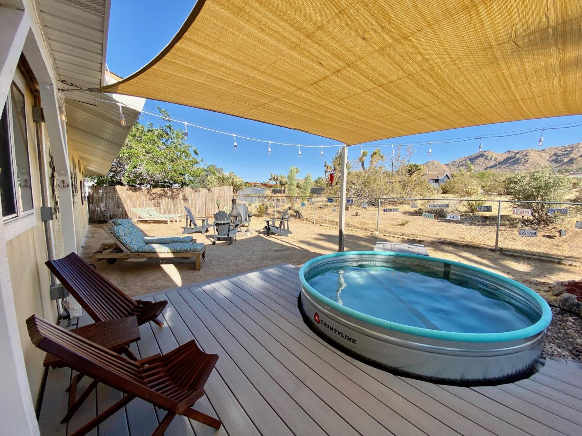 Float Pool, Hot Tub, Sauna, Views, Telescope-skywatchers Haven Hébergement de vacances Joshua Tree